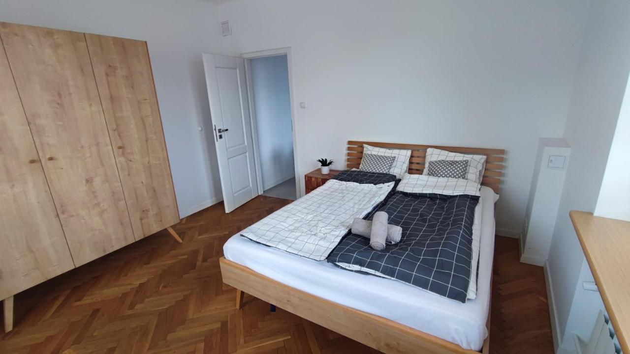 Przestronny Apartament W Centrum Apartment Warsaw Ngoại thất bức ảnh